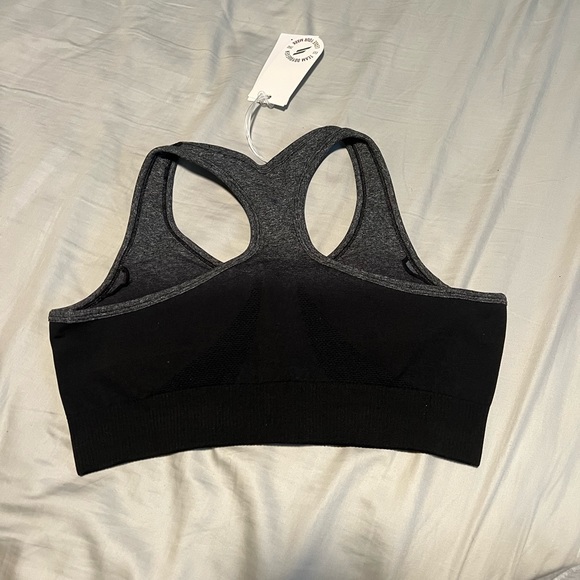 Ombré Seamless Crop - Black - Picture 4 of 8